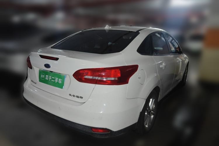 Used Ford Focus 2017 Sedan 1.6L Manual Fashion Edition Smart Drive Version Rear Right 45 Deg
