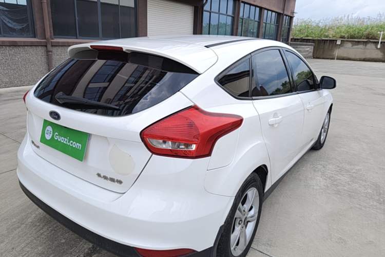 Used Ford Focus 2017 Hatchback 1.6L Automatic Comfort Plus SmartDrive Edition Rear Right 45 Deg