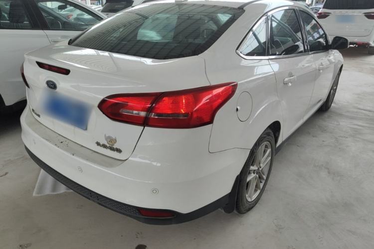Used Ford Focus 2017 Sedan 1.6L Automatic Fashion Edition Smart Drive Version Rear Right 45 Deg