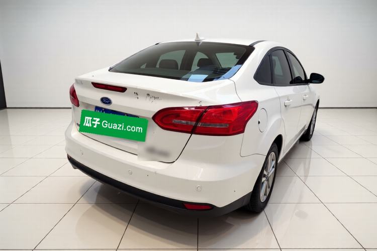 Used Ford Focus 2017 Sedan 1.6L Automatic Fashion Edition Smart Drive Version Rear Right 45 Deg