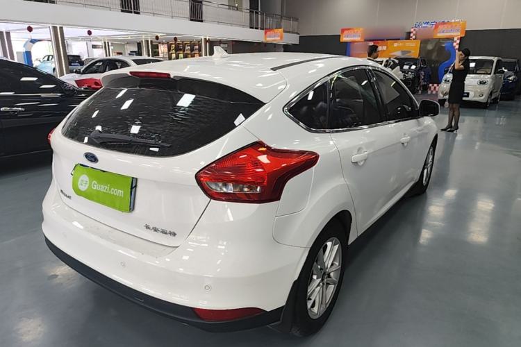 Used Ford Focus 2017 Hatchback 1.6L Automatic Fashion Edition Smart Drive Version Rear Right 45 Deg