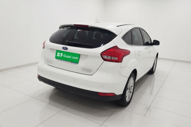 Used Ford Focus 2017 Hatchback 1.6L Automatic Fashion Edition Smart Drive Version Rear Right 45 Deg