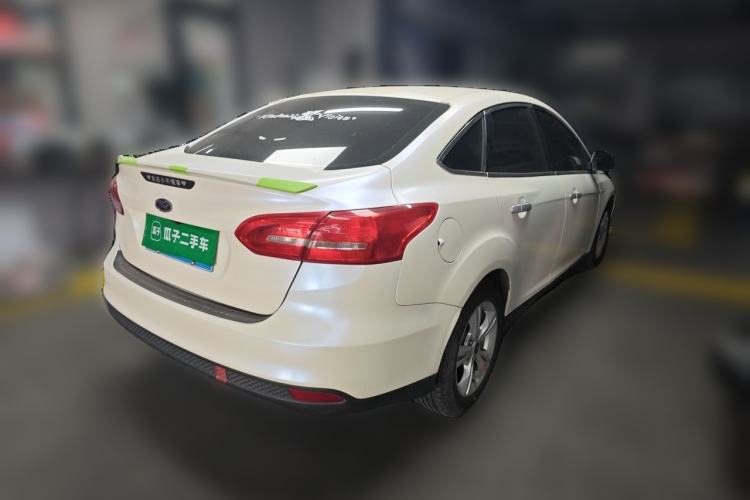 Used Ford Focus 2017 Sedan 1.6L Automatic Comfort Plus SmartDrive Edition Rear Right 45 Deg