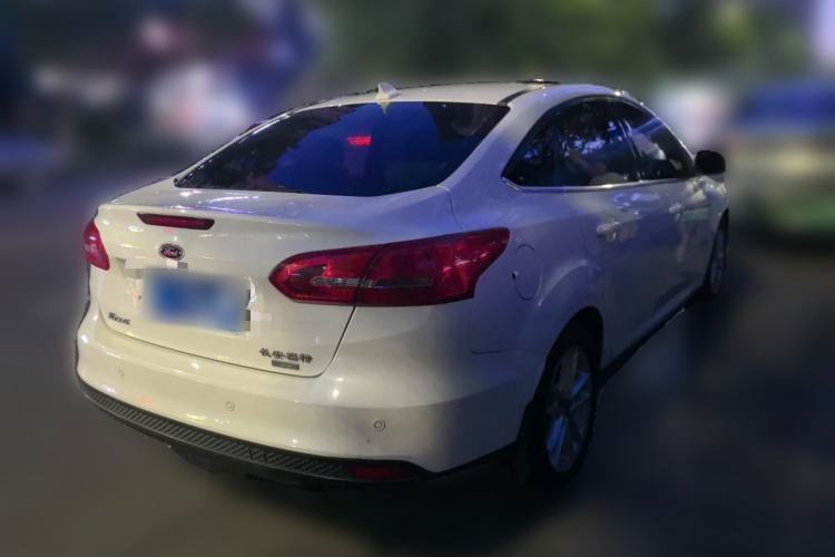 Used Ford Focus 2017 Sedan EcoBoost 180 Automatic Elite Model Rear Right 45 Deg
