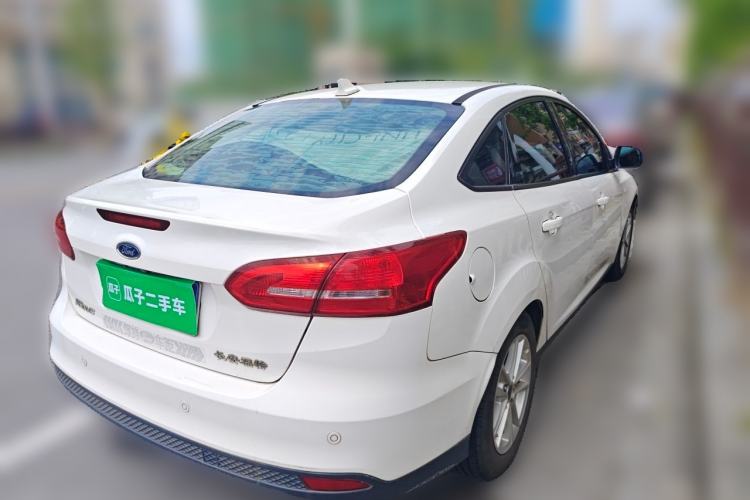 Used Ford Focus 2017 Sedan 1.6L Automatic Fashion Edition Smart Drive Version Rear Right 45 Deg
