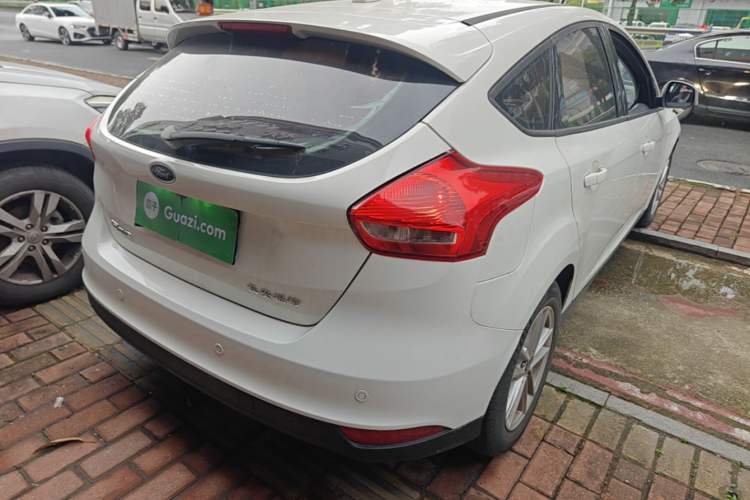 Used Ford Focus 2017 Hatchback 1.6L Automatic Fashion Edition Smart Drive Version Rear Right 45 Deg