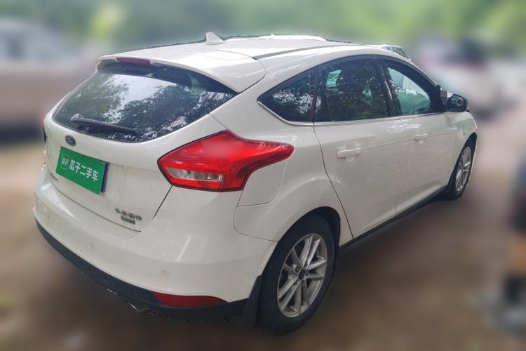 Used Ford Focus 2017 Hatchback EcoBoost 180 Automatic Elite Model Rear Right 45 Deg