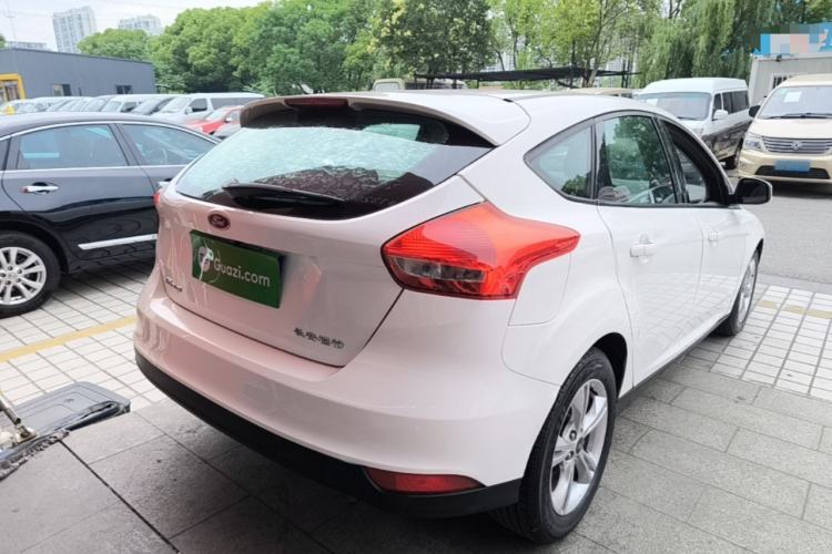 Used Ford Focus 2017 Hatchback 1.6L Automatic Comfort Plus SmartDrive Edition Rear Right 45 Deg