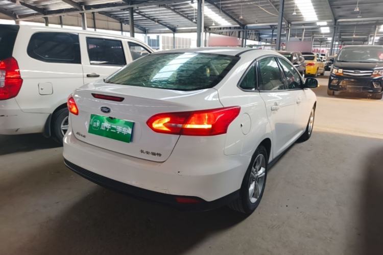 Used Ford Focus 2017 Sedan 1.6L Automatic Comfort Plus SmartDrive Edition Rear Right 45 Deg
