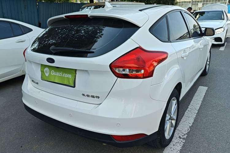 Used Ford Focus 2017 Hatchback 1.6L Automatic Fashion Edition Smart Drive Version Rear Right 45 Deg