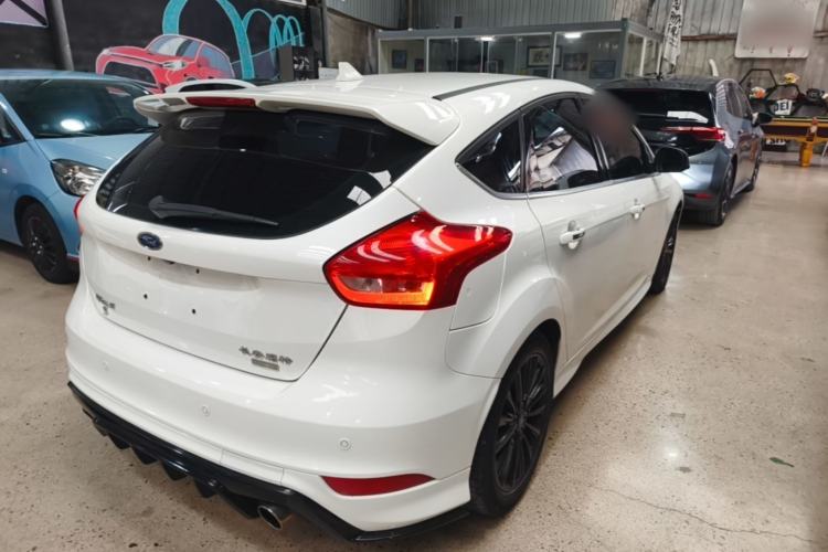 Used Ford Focus 2017 Hatchback EcoBoost 180 Automatic Sport Model Rear Right 45 Deg
