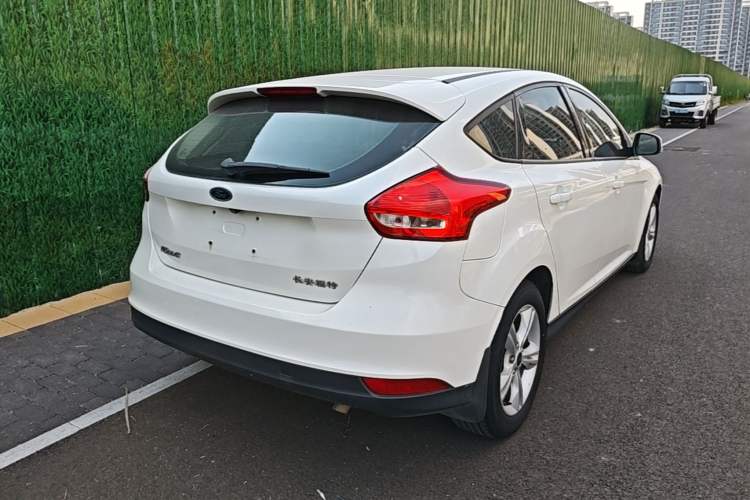 Used Ford Focus 2017 Hatchback 1.6L Automatic Comfort Plus SmartDrive Edition Rear Right 45 Deg