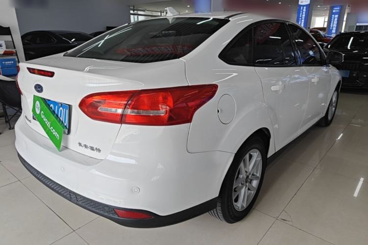 Used Ford Focus 2017 Sedan 1.6L Automatic Fashion Edition Smart Drive Version Rear Right 45 Deg