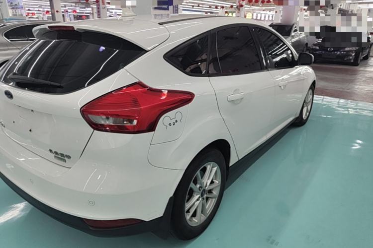 Used Ford Focus 2017 Hatchback EcoBoost 125 Automatic - Ultra-Powerful Style Edition with Smart Drive Features Rear Right 45 Deg