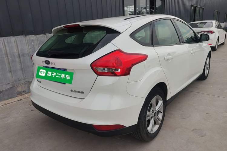 Used Ford Focus 2017 Hatchback 1.6L Automatic Comfort Plus SmartDrive Edition Rear Right 45 Deg