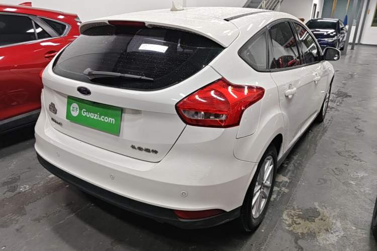 Used Ford Focus 2017 Hatchback 1.6L Automatic Fashion Edition Smart Drive Version Rear Right 45 Deg