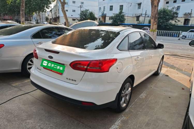 Used Ford Focus 2017 Sedan 1.6L Automatic Comfort Plus SmartDrive Edition Rear Right 45 Deg