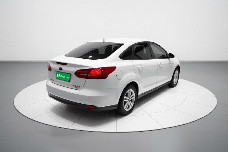 Used Ford Focus 2017 Sedan EcoBoost 125 Automatic Supreme Style SmartDrive Edition Rear Right 45 Deg