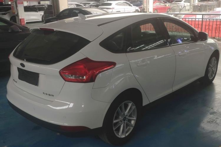 Used Ford Focus 2017 Hatchback 1.6L Automatic Fashion Edition Smart Drive Version Rear Right 45 Deg