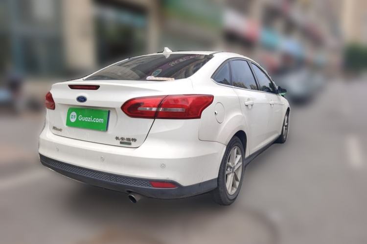 Used Ford Focus 2017 Sedan EcoBoost 180 Automatic Elite Model Rear Right 45 Deg