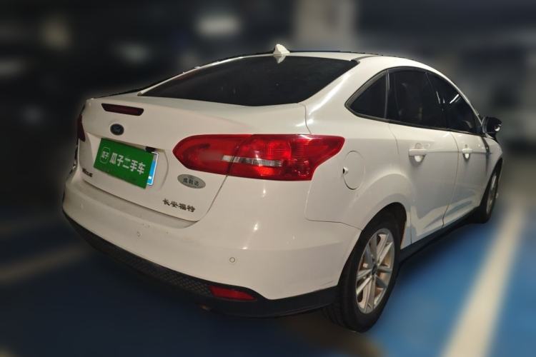 Used Ford Focus 2017 Sedan 1.6L Automatic Fashion Edition Smart Drive Version Rear Right 45 Deg