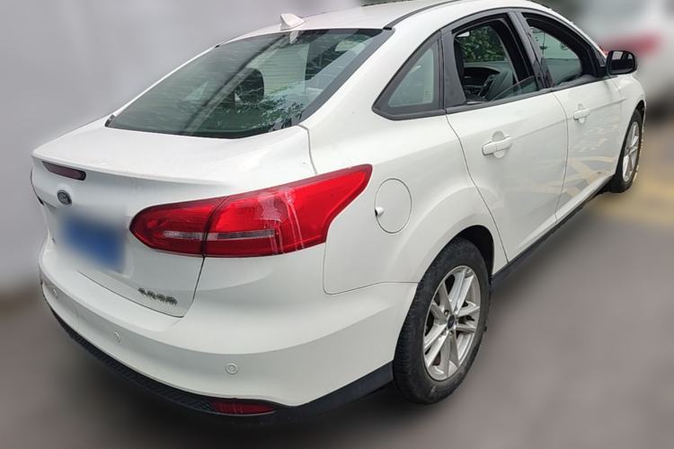Used Ford Focus 2017 Sedan 1.6L Automatic Fashion Edition Smart Drive Version Rear Right 45 Deg
