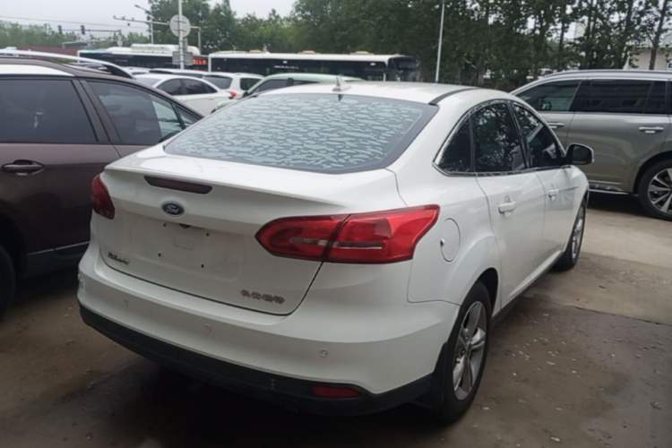 Used Ford Focus 2017 Sedan 1.6L Automatic Comfort Plus SmartDrive Edition Rear Right 45 Deg