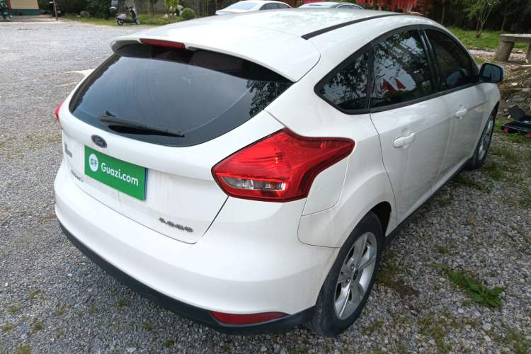 Used Ford Focus 2017 Hatchback 1.6L Automatic Comfort Plus SmartDrive Edition Rear Right 45 Deg
