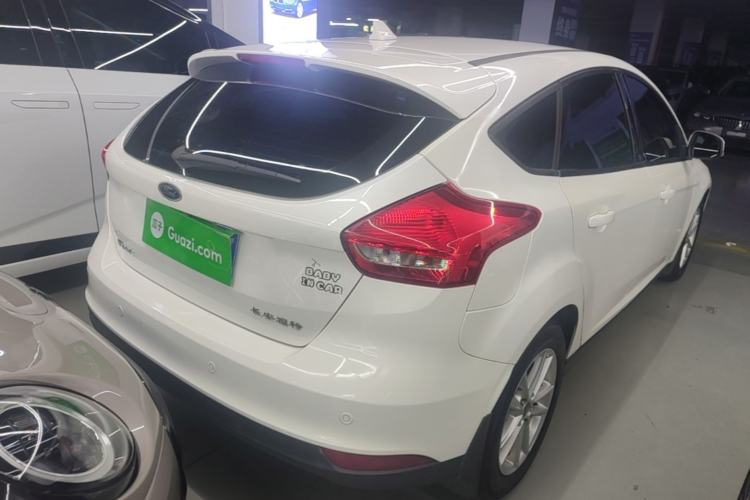 Used Ford Focus 2017 Hatchback 1.6L Automatic Fashion Edition Smart Drive Version Rear Right 45 Deg