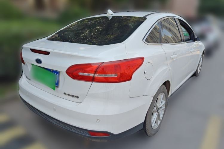 Used Ford Focus 2017 Sedan 1.6L Automatic Fashion Edition Smart Drive Version Rear Right 45 Deg