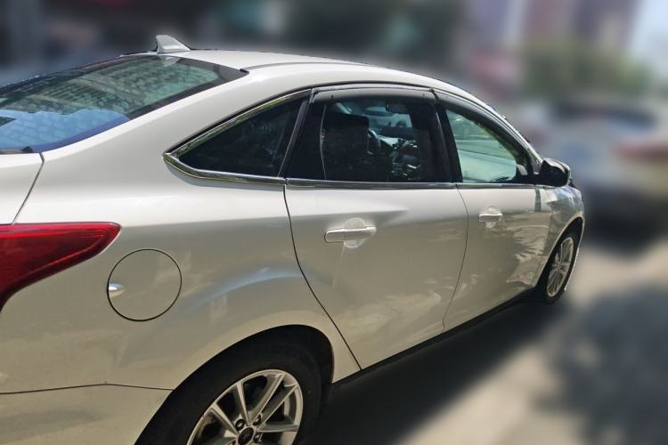 Used Ford Focus 2017 Sedan 1.6L Automatic Fashion Edition Smart Drive Version Rear Right 45 Deg