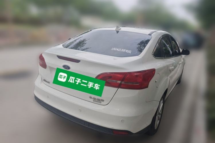 Used Ford Focus 2017 Sedan EcoBoost 180 Automatic Elite Model Rear Right 45 Deg