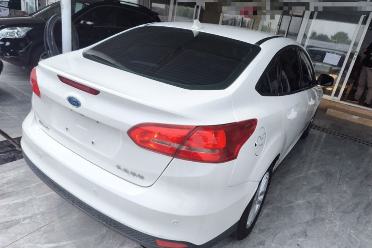 Used Ford Focus 2017 Sedan 1.6L Automatic Fashion Edition Smart Drive Version Rear Right 45 Deg