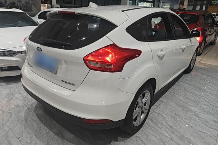 Used Ford Focus 2017 Hatchback 1.6L Automatic Comfort Plus SmartDrive Edition Rear Right 45 Deg