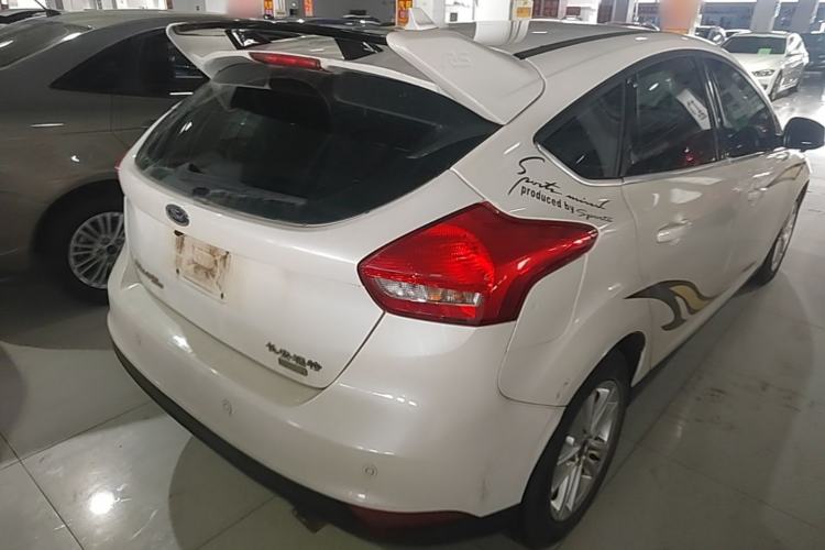 Used Ford Focus 2017 Hatchback EcoBoost 180 Automatic Elite Model Rear Right 45 Deg