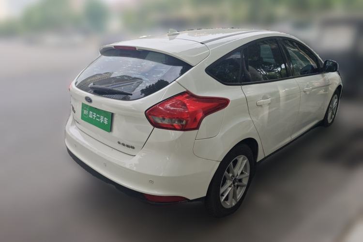 Used Ford Focus 2017 Hatchback 1.6L Automatic Fashion Edition Smart Drive Version Rear Right 45 Deg