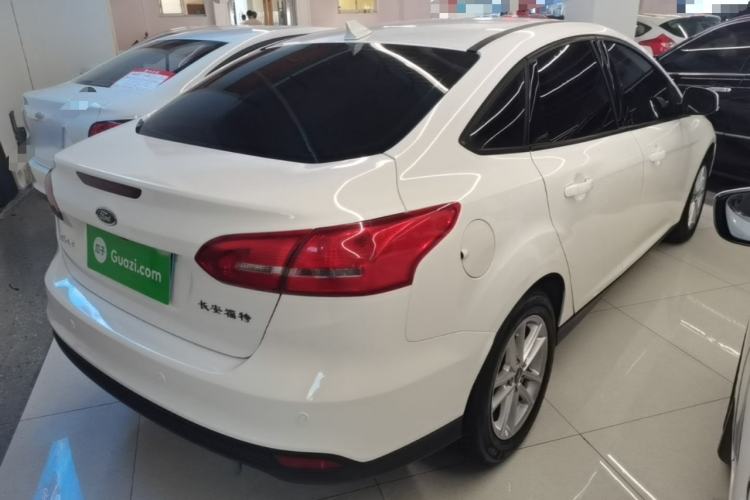 Used Ford Focus 2017 Sedan 1.6L Automatic Fashion Edition Smart Drive Version Rear Right 45 Deg