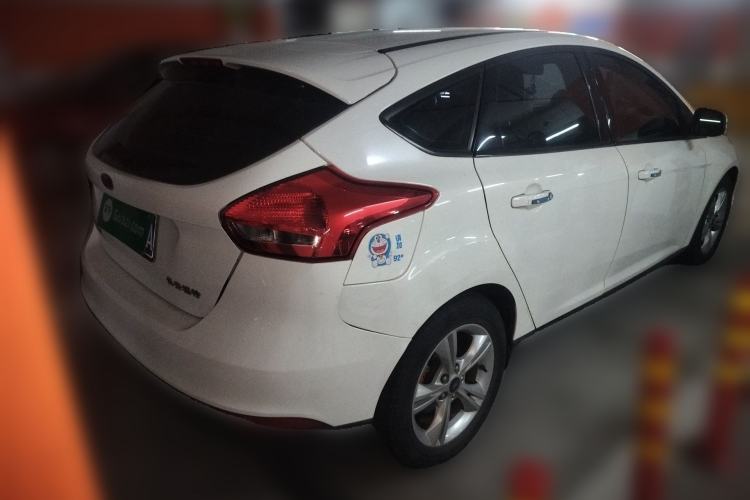 Used Ford Focus 2017 Hatchback 1.6L Automatic Comfort Plus SmartDrive Edition Rear Right 45 Deg