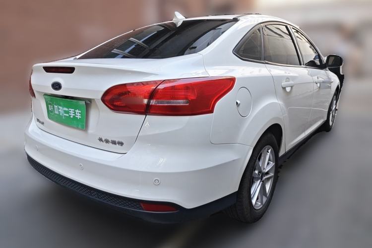Used Ford Focus 2017 Sedan 1.6L Automatic Fashion Edition Smart Drive Version Rear Right 45 Deg