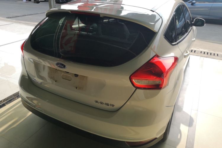 Used Ford Focus 2017 Hatchback 1.6L Automatic Comfort Plus SmartDrive Edition Rear Right 45 Deg