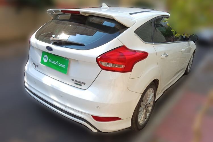 Used Ford Focus 2017 Hatchback EcoBoost 180 Automatic Sport Model Rear Right 45 Deg