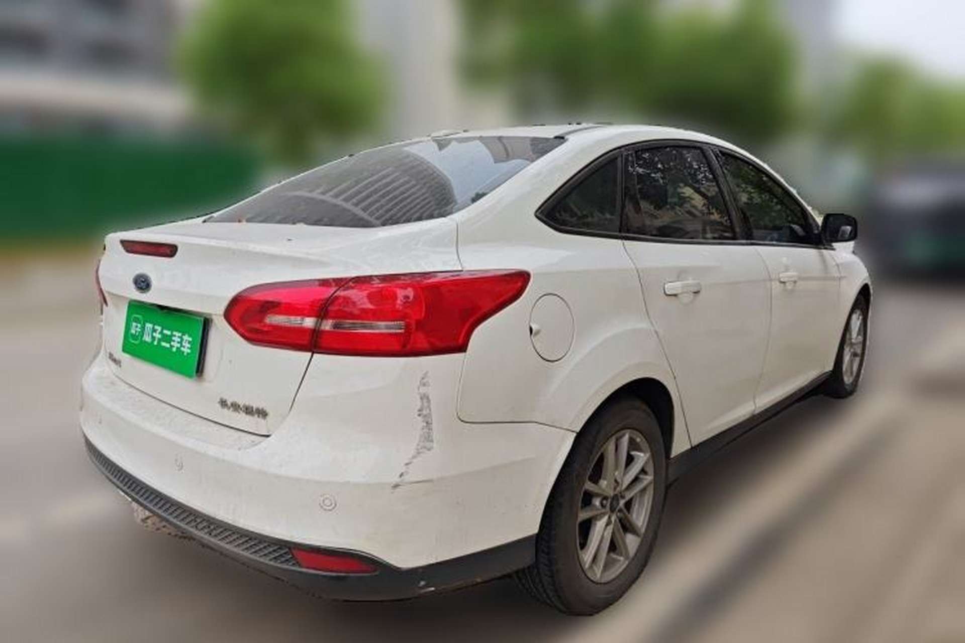 Used Ford Focus 2017 Sedan 1.6L Automatic Fashion Edition Smart Drive Version Rear Right 45 Deg