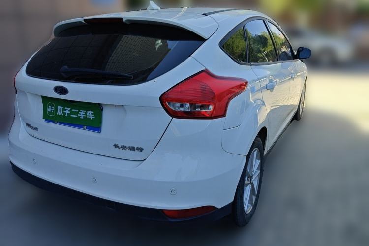 Used Ford Focus 2017 Hatchback 1.6L Automatic Fashion Edition Smart Drive Version Rear Right 45 Deg