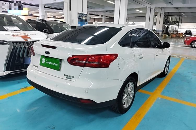 Used Ford Focus 2017 Sedan EcoBoost 125 Automatic Supreme Style SmartDrive Edition Rear Right 45 Deg