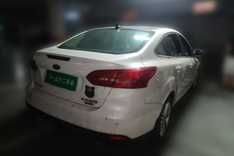 Used Ford Focus 2017 Sedan EcoBoost 180 Automatic Elite Model Rear Right 45 Deg