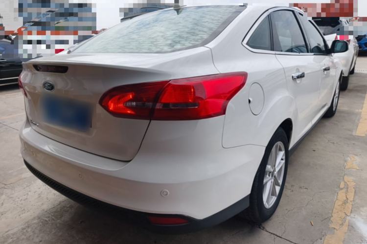 Used Ford Focus 2017 Sedan 1.6L Automatic Fashion Edition Smart Drive Version Rear Right 45 Deg