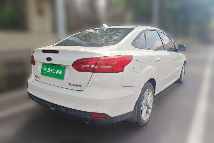 Used Ford Focus 2017 Sedan 1.6L Automatic Fashion Edition Smart Drive Version Rear Right 45 Deg