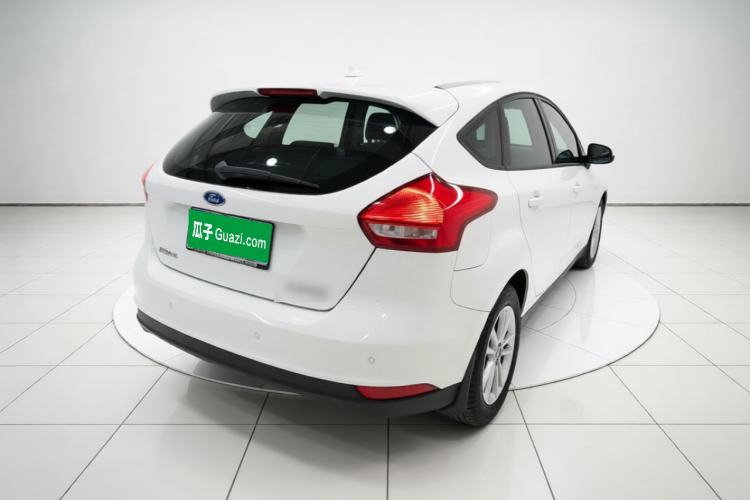 Used Ford Focus 2017 Hatchback 1.6L Automatic Fashion Edition Smart Drive Version Rear Right 45 Deg