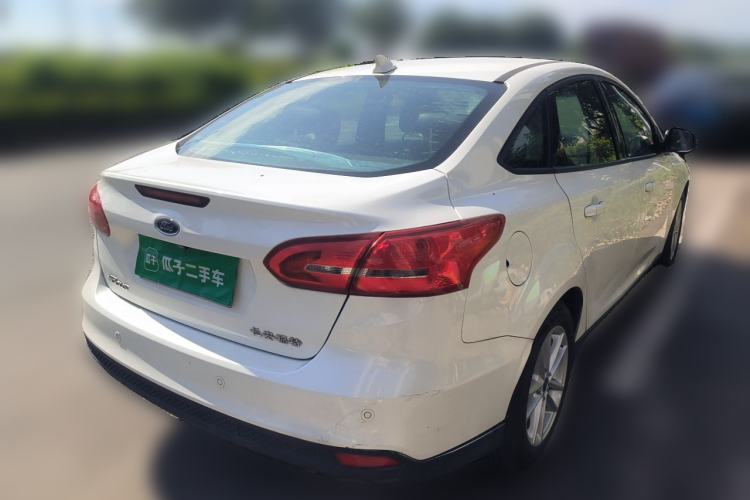 Used Ford Focus 2017 Sedan 1.6L Automatic Fashion Edition Smart Drive Version Rear Right 45 Deg