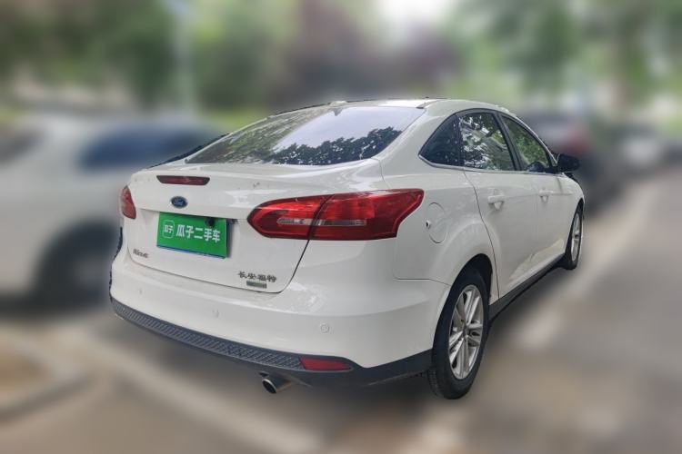 Used Ford Focus 2017 Sedan EcoBoost 180 Automatic Elite Model Rear Right 45 Deg